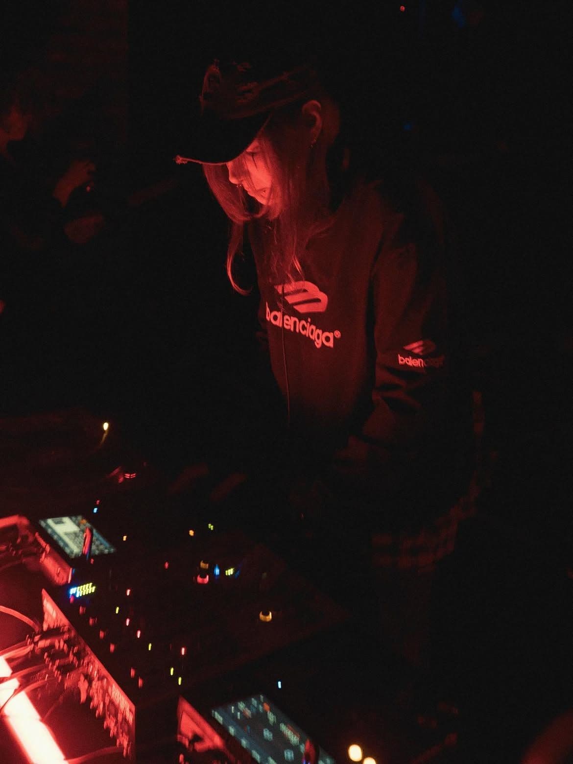 Mclaren - Save the Rave Vol. 25